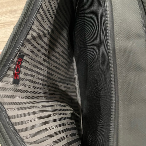 TUMI Alpha Ballistic Nylon Expandable Organizer Laptop Briefcase 26041D4 - Picture 13 of 15
